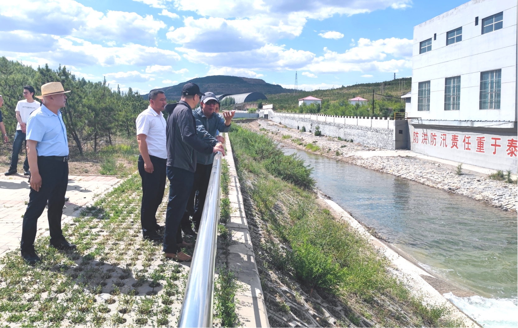 ��˾��Ҫ�򵼸�PT��Ѷ(�й���)�����������ο�չ����