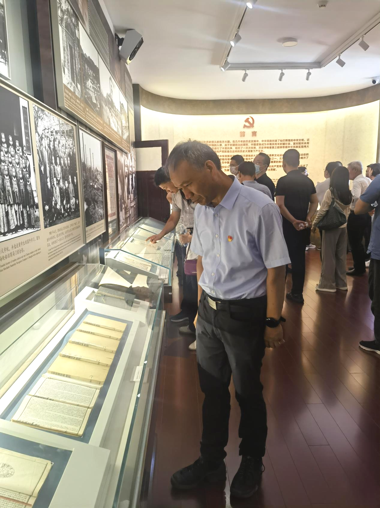 ����֪���س��� ���·ܽ���ʹ��--�ܲ����嵳֧���������¥��չ���⵳���˶�