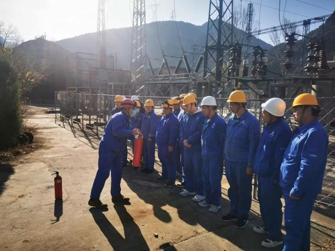 ������Ӫ��˾��չ�����徲��ѵ