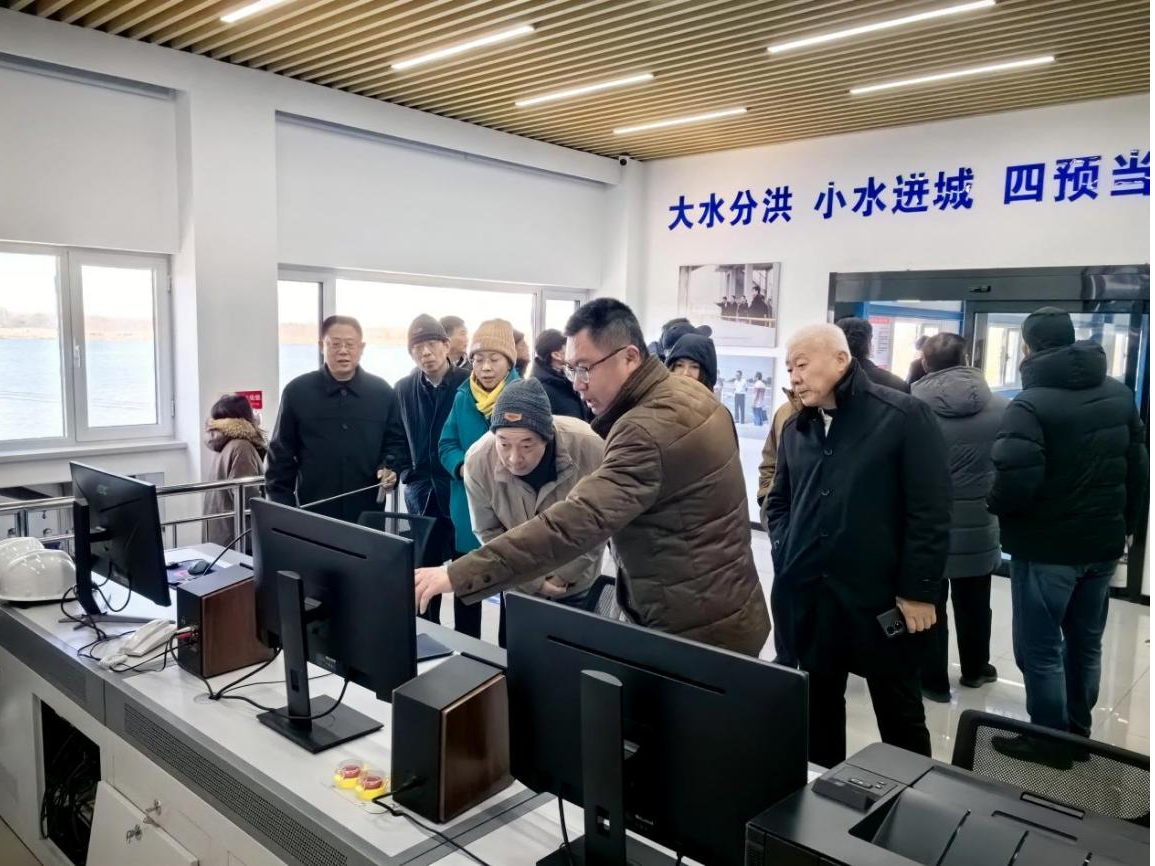 �����ۺ�����ս����ѯίԱ�Ḱ��������չ��23��7���������ش��ˮ����