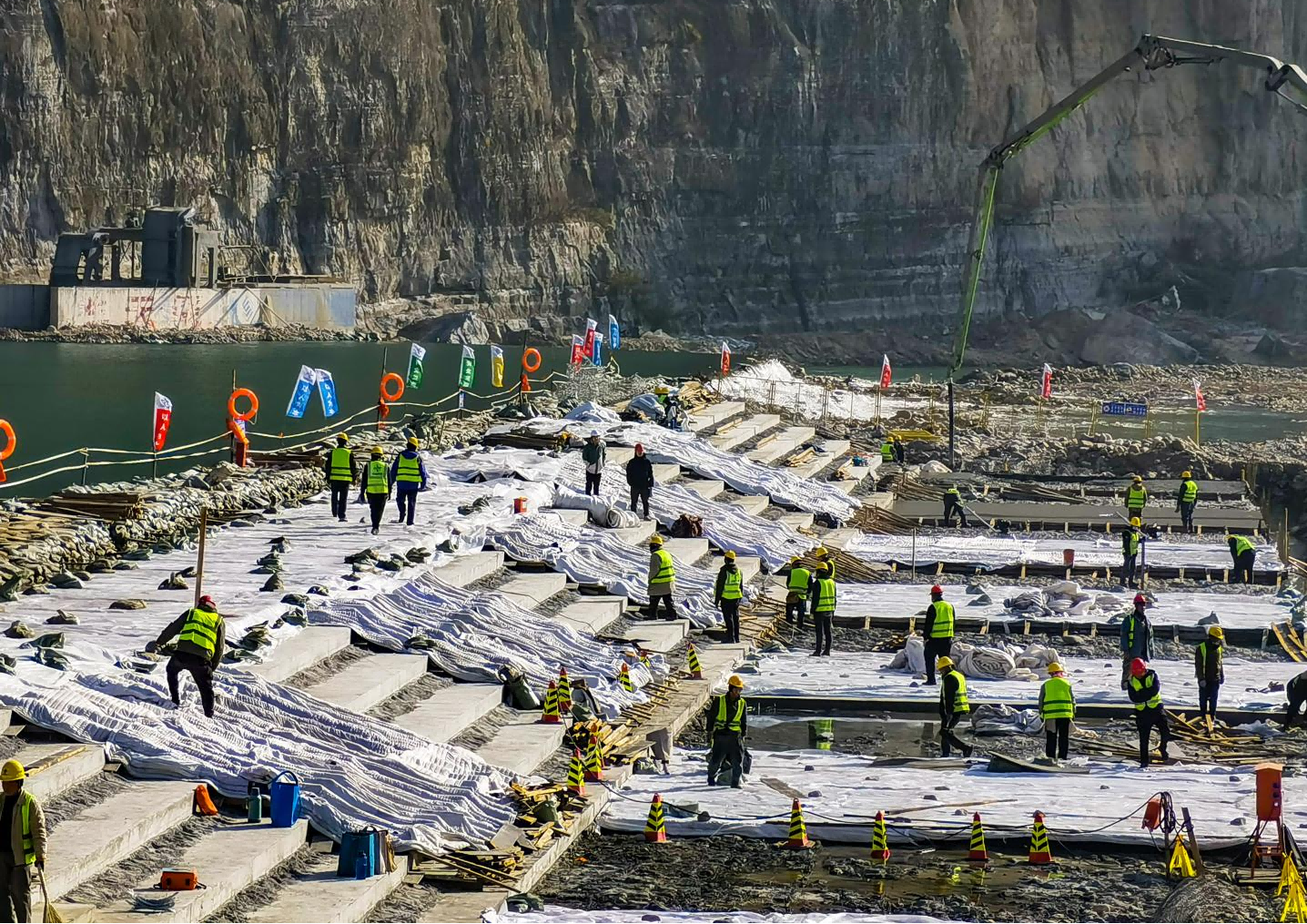 ���ӡ�23��7���������ش��ˮ��Ѵ������Ӱ��Ʒ����Ч������