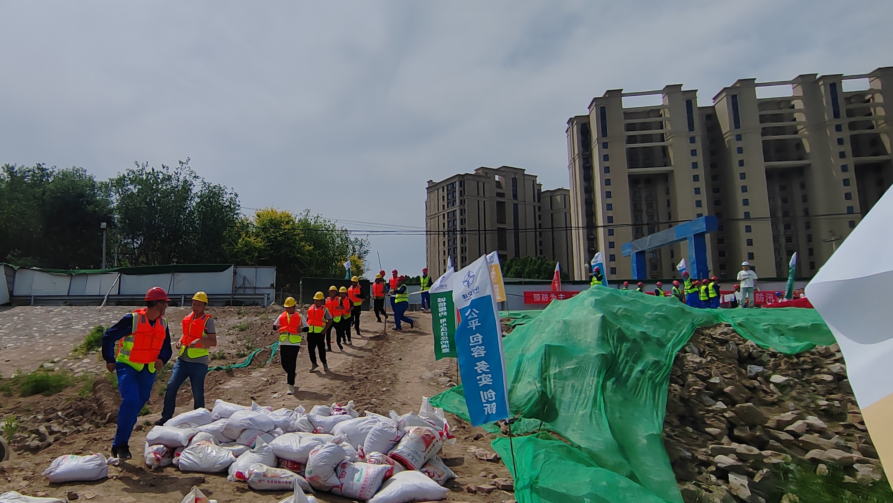 �ȷ��ֹ�˾ | �ȷ������ڽ���Ŀ��չ��ѴӦ������