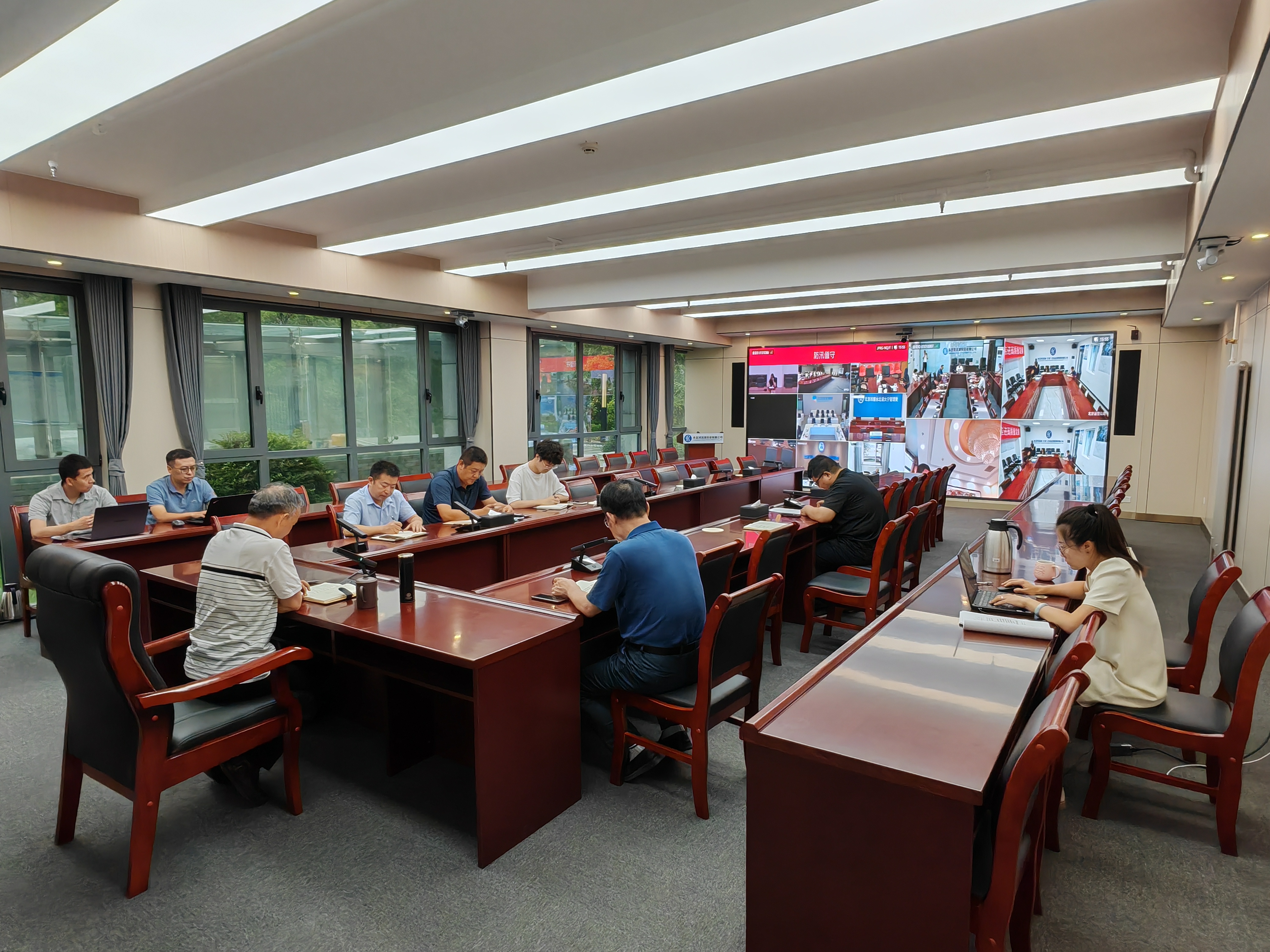 �ԡ�Ѹ��Ӧ��Ѵ�� ��˾��������Ӧ����Ӧ