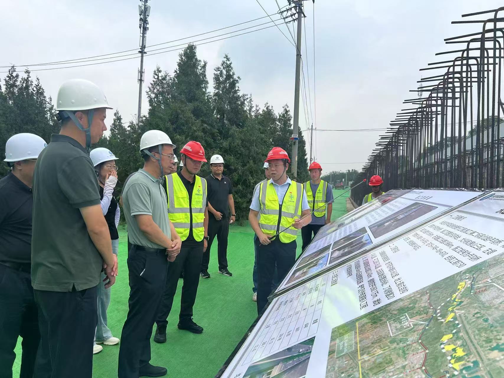 丰台区政府调研“两园一河”滨水空间开放共享和北京灾后恢复重修与综合提升项目建设情形 丰台区政府调研“两园一河”滨水空间开放共享和北京灾后恢复重修与综合提升项目建设情形