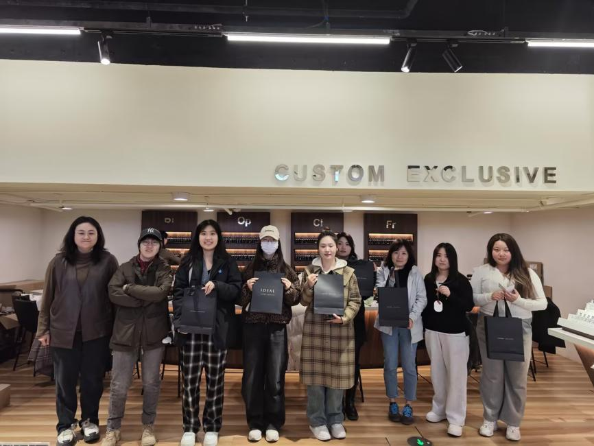 Ö¾´×îÃÀµÄËý£¡PTÊÓѶ(ÖйúÇø)¹ÙÍøÁ÷Óò¹«Ë¾Çì×£¡°Èý°Ë¡±¹ú¼Ê¸¾Å®½ÚÔ˶¯¾«²Ê·×³Ê Ö¾´×îÃÀµÄËý£¡PTÊÓѶ(ÖйúÇø)¹ÙÍøÁ÷Óò¹«Ë¾Çì×£¡°Èý°Ë¡±¹ú¼Ê¸¾Å®½ÚÔ˶¯¾«²Ê·×³Ê