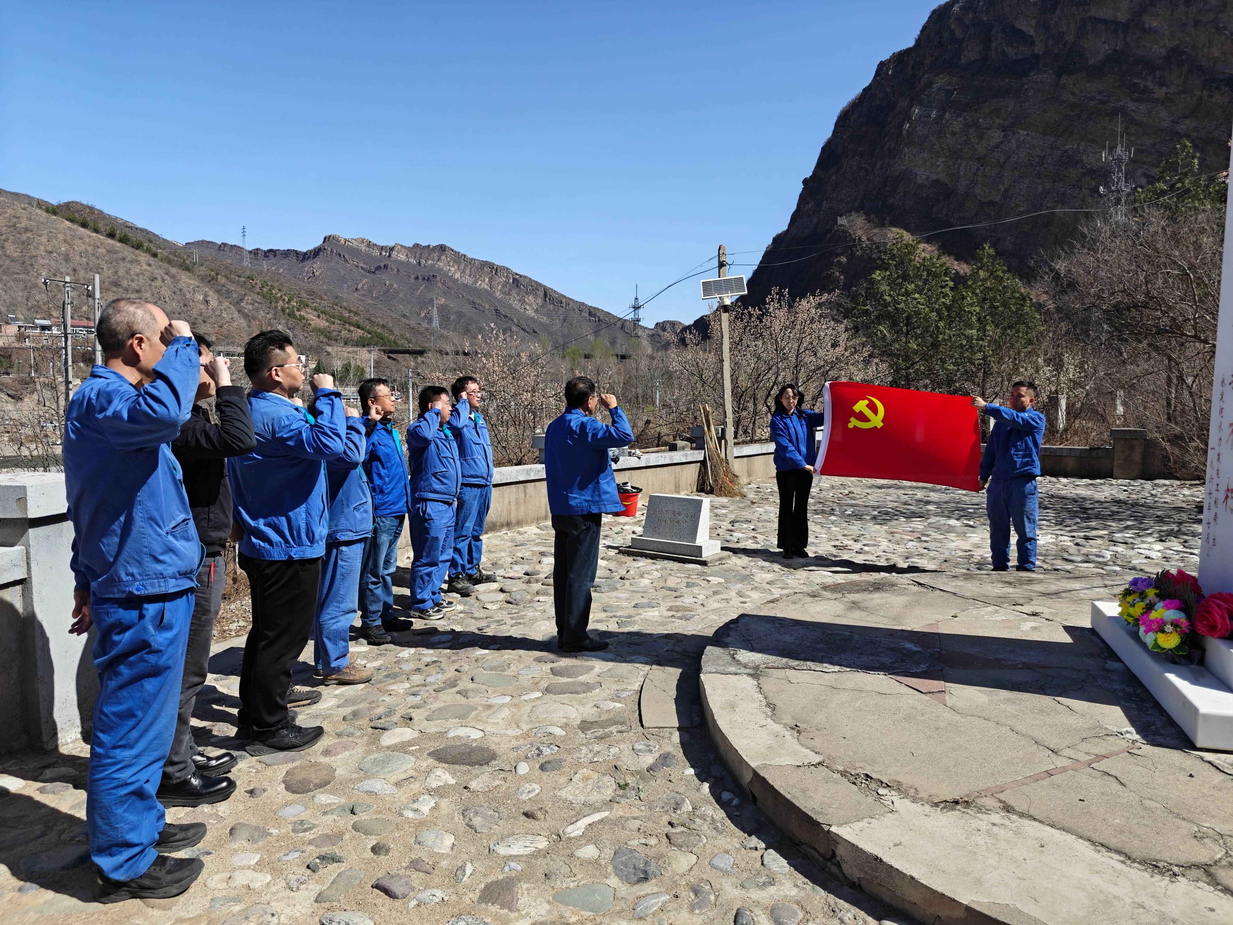 ������Ӫ��˾��֧����չ��������Ӣ�� ����ֲ��ɽ�����⵳���˶�