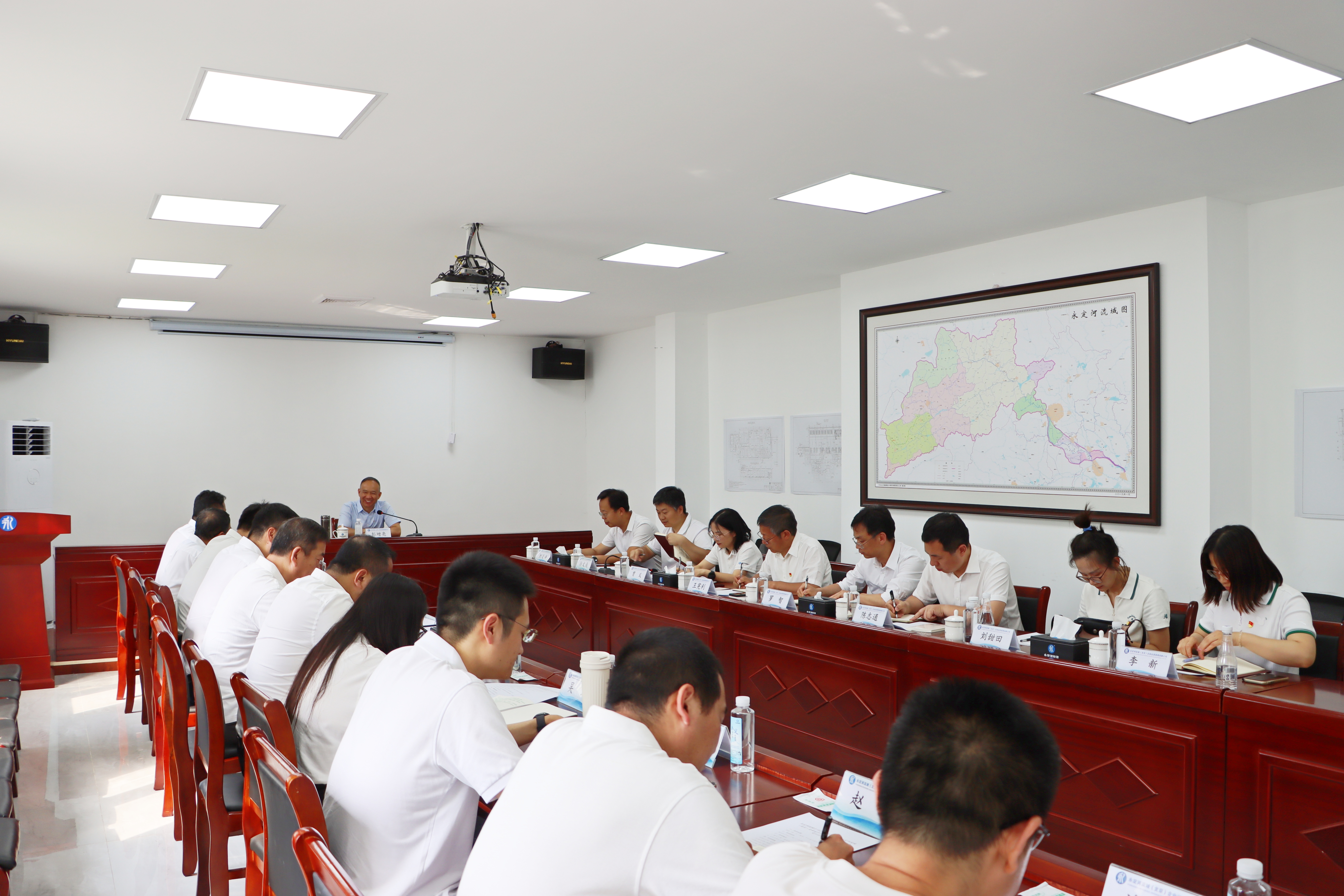 ��˾��Ҫ�򵼵��²㵳����ϵ���ѧѧϰ����ר�⵳��