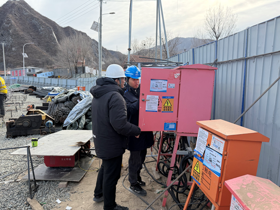 �����ֺ�������Ŀ�쿪չ��ǰ�徲����ר����