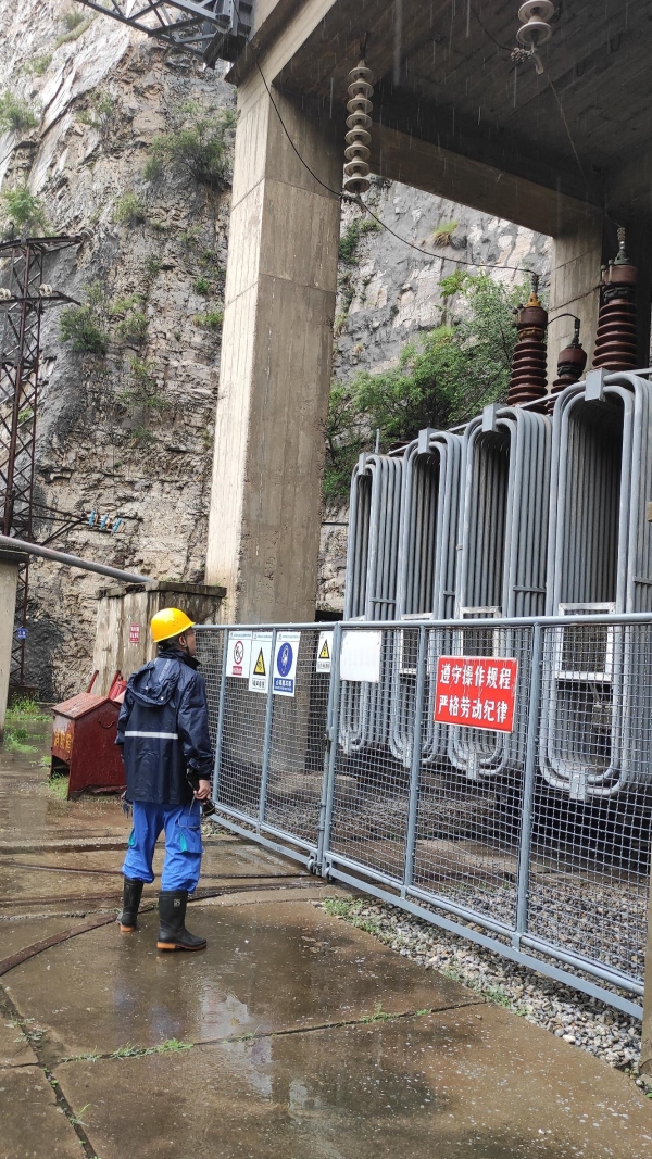 ǿ�����º��װ��Ѳ�Ӽ��1