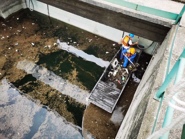 ��������ǰ