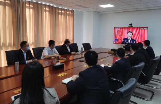 廊坊地区团结党支部组织党员干部职工集中寓目党的二十大盛况 廊坊地区团结党支部组织党员干部职工集中寓目党的二十大盛况