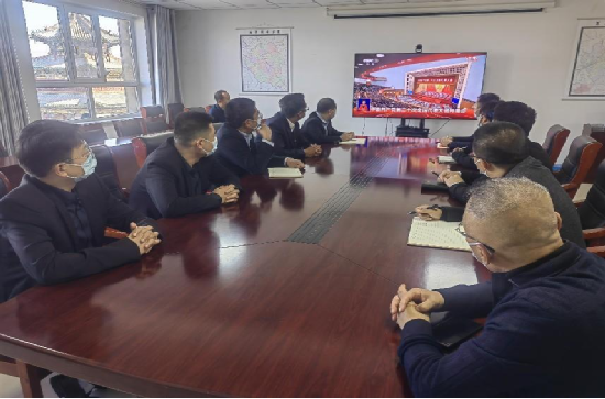 PT��Ѷ(�й���)����Ͷ�ʣ���Դ����̬�������޹�˾��֯�����տ����Ķ�ʮ��Ļʢ��